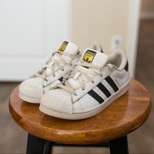 Adidas Superstar Sneakers